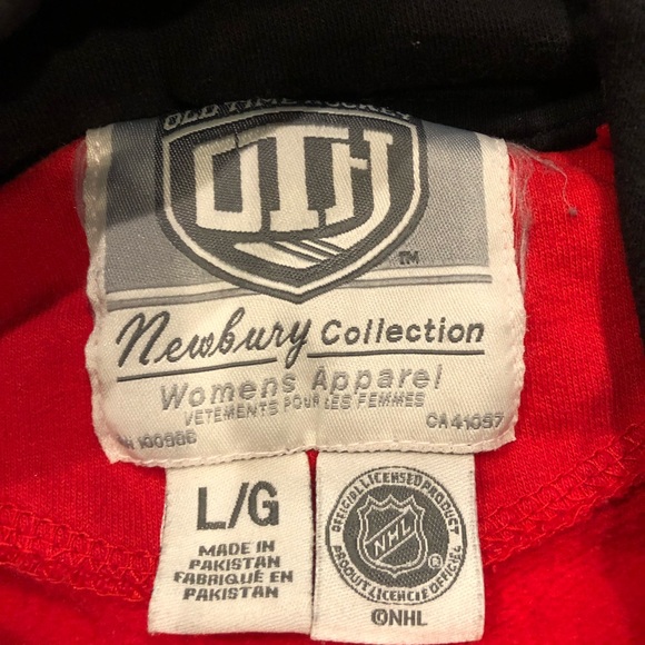 Large ladies OTH chicago blackhawks hockey hoodie - Picture 5 of 9